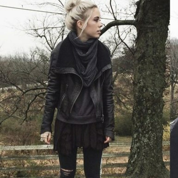 Meet your Posher, Bethany - Picture 3 of 4